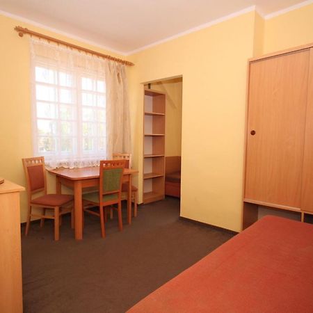 Gryf Pokoje Blisko Plazy Apartment Krynica Morska Exterior photo