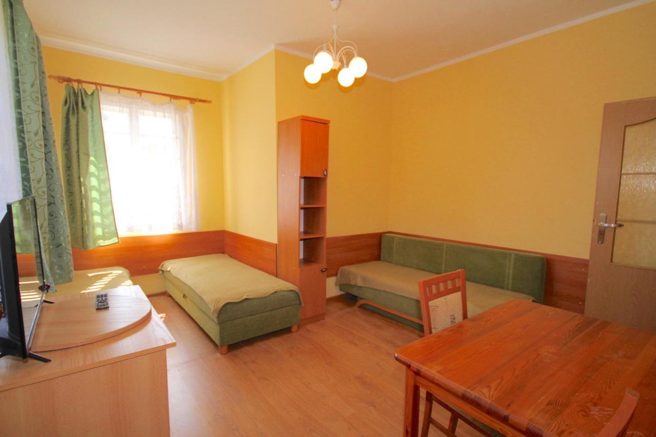 Gryf Pokoje Blisko Plazy Apartment Krynica Morska Exterior photo