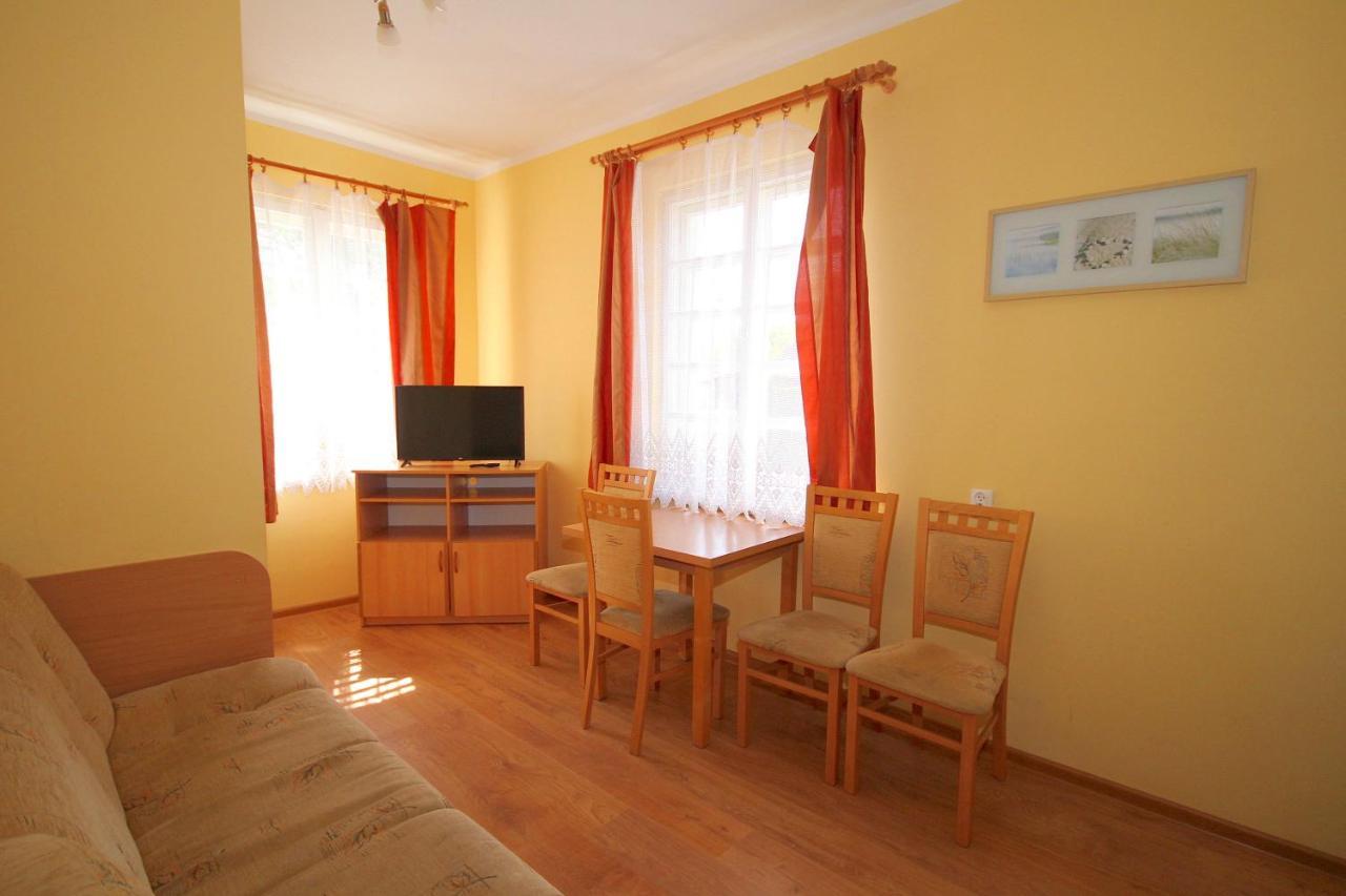 Gryf Pokoje Blisko Plazy Apartment Krynica Morska Exterior photo